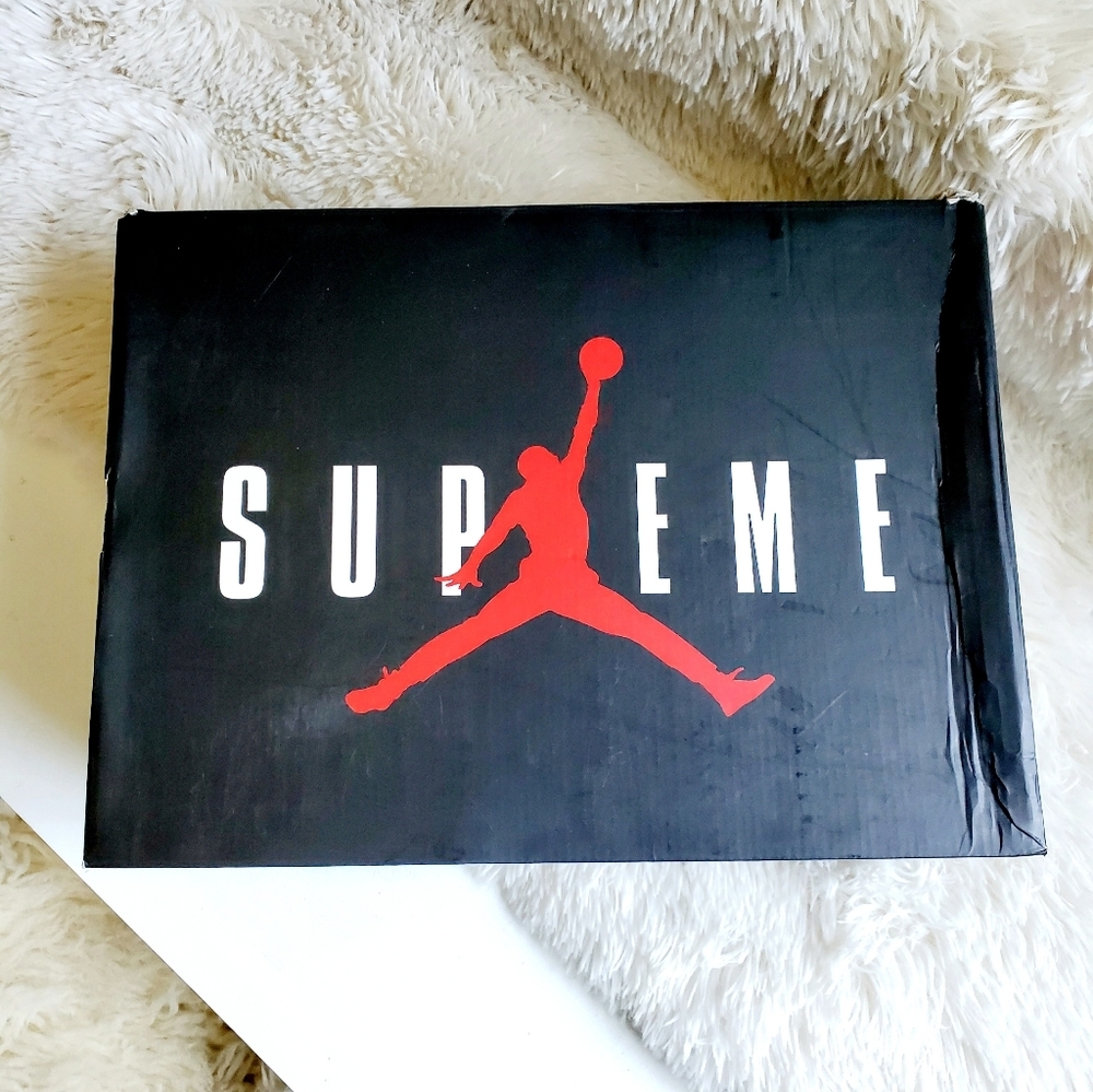 Jordan 5 White Retro Supreme's - Picture 9 of 10